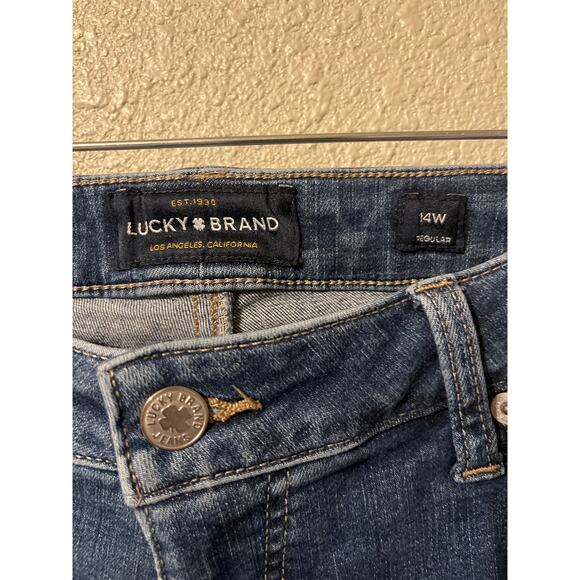 Lucky brand, Hayden boot women’s size 14 W regular jeans - Picture 4 of 7